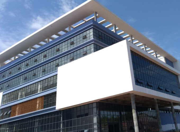 深圳大鵬新區(qū)全皮玻璃幕墻安裝公司 深圳大鵬新區(qū)全皮玻璃幕墻安裝公司