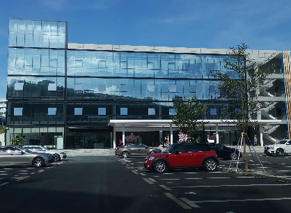 產(chǎn)業(yè)園改造玻璃幕墻選哪家幕墻公司好 產(chǎn)業(yè)園改造玻璃幕墻選哪家幕墻公司好