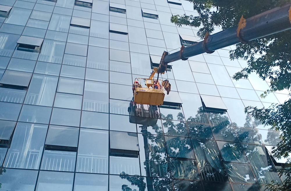 高空玻璃幕墻維修